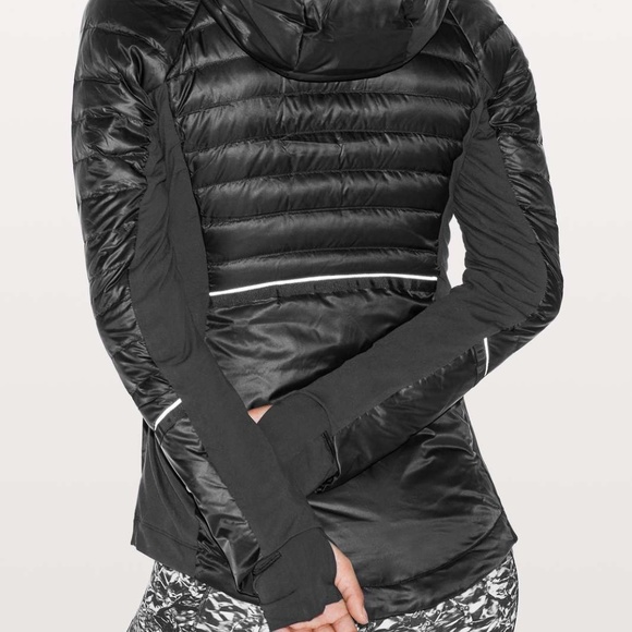 Lululemon "Down For A Run" Pullover Black - Size 4 - Picture 4 of 9